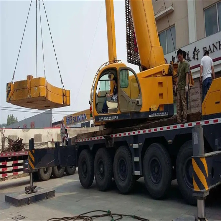 七星关当地吊车出租|机器吊装|75吨|工厂搬迁服务